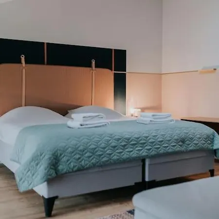 Hei15 Bed & Breakfast Sint Geertruid